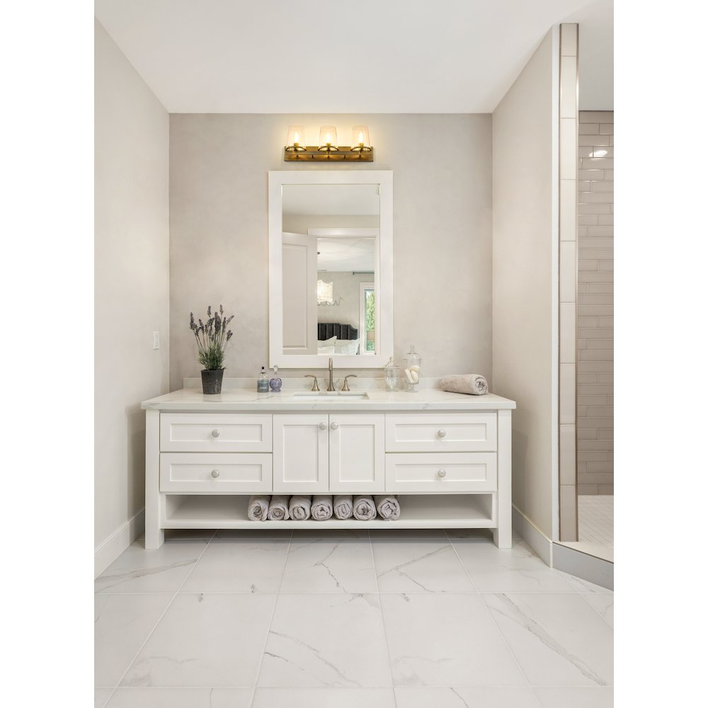 Z-Lite 3 Light Vanity. Picture 7
