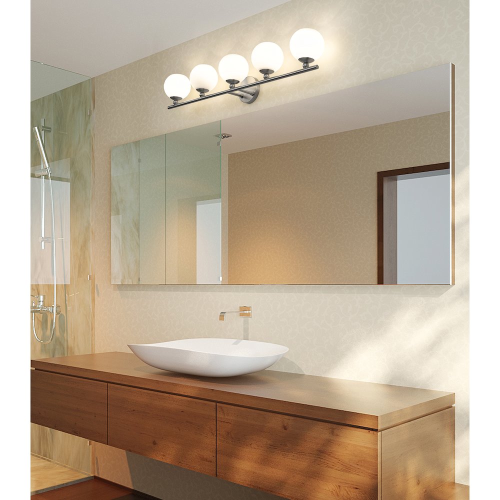 Z-Lite 5 Light Vanity. Picture 6