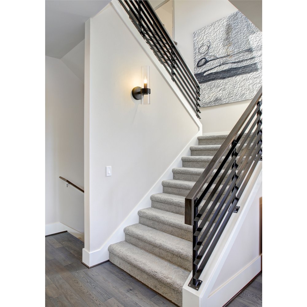 Z-Lite 1 Light Wall Sconce. Picture 6