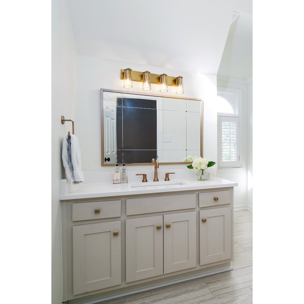 Z-Lite 4 Light Vanity. Picture 6