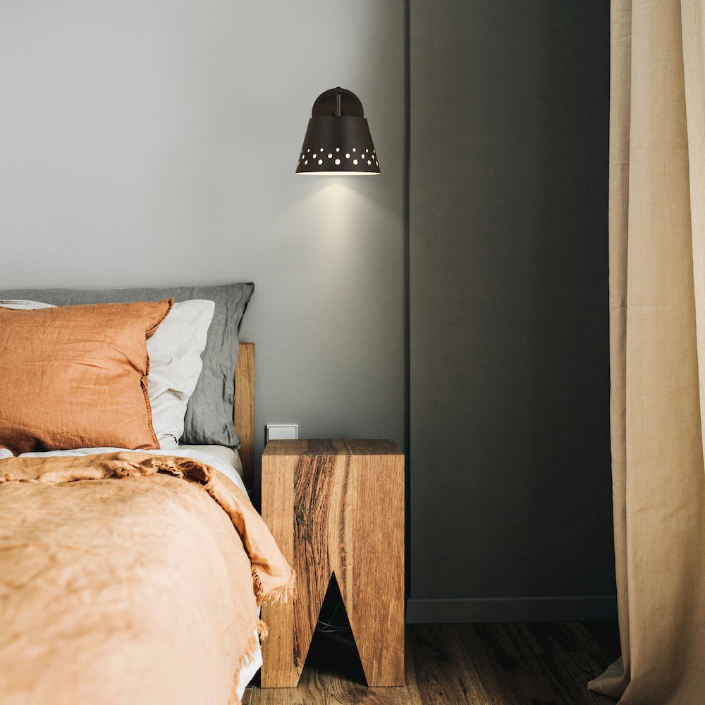 Z-Lite 1 Light Wall Sconce. Picture 7