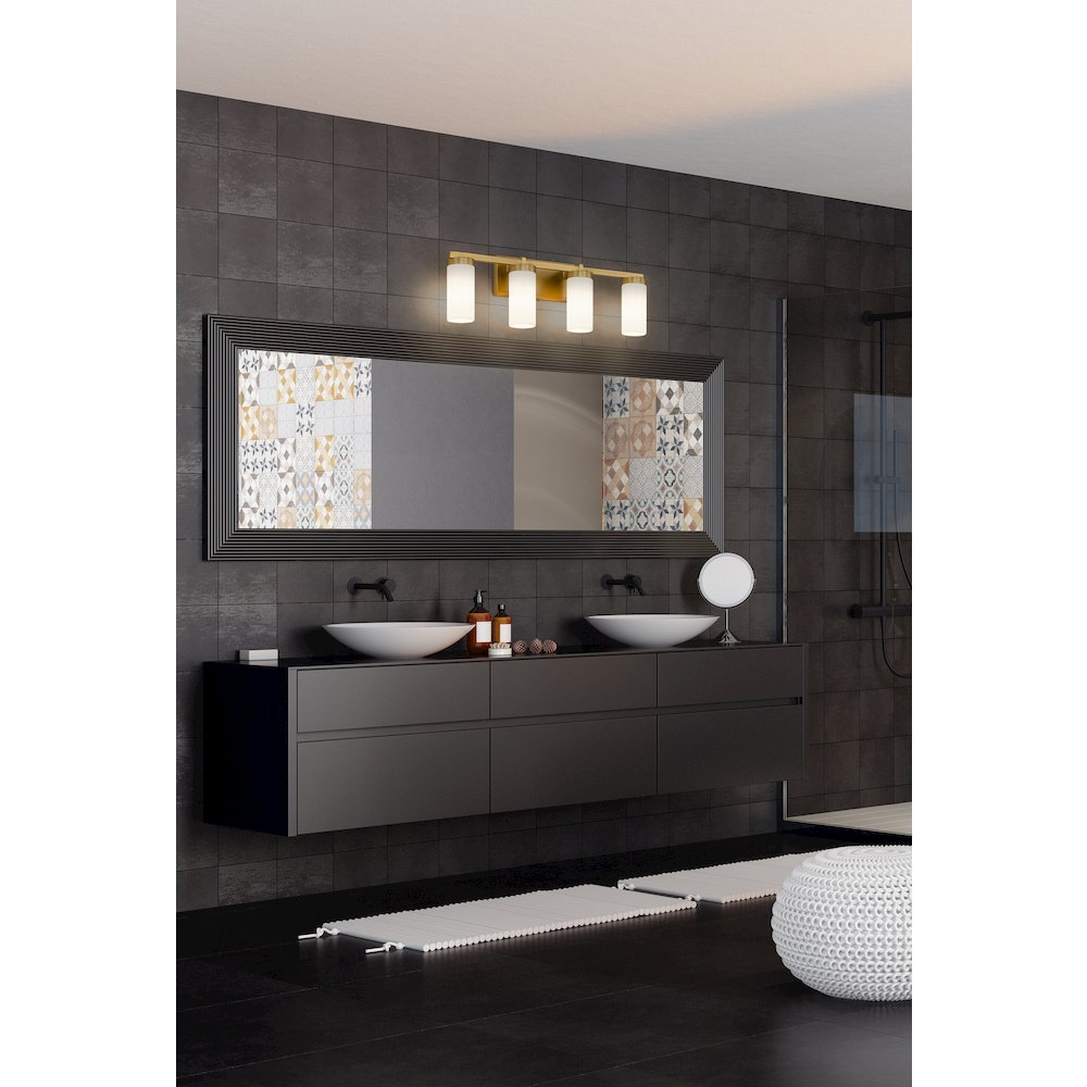 4 Light Vanity. Picture 5