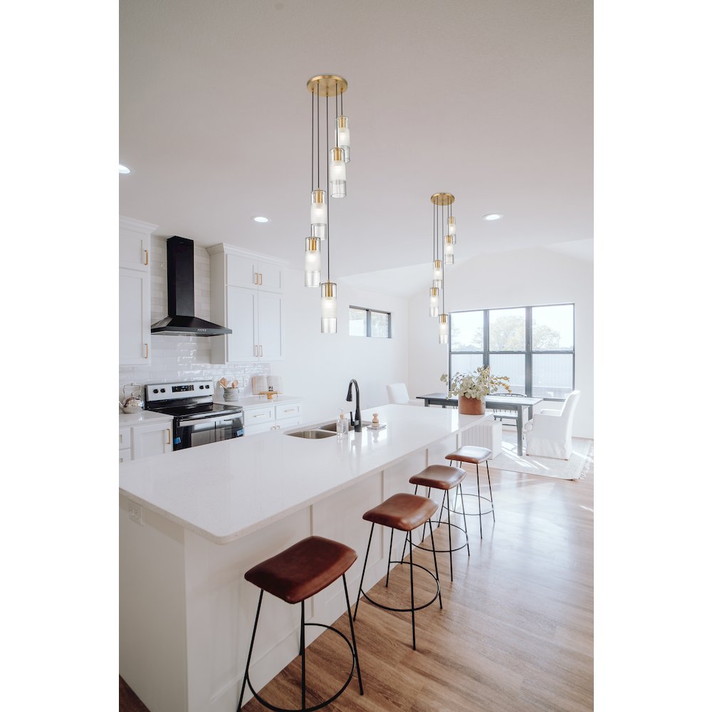 Z-Lite 5 Light Chandelier. Picture 6