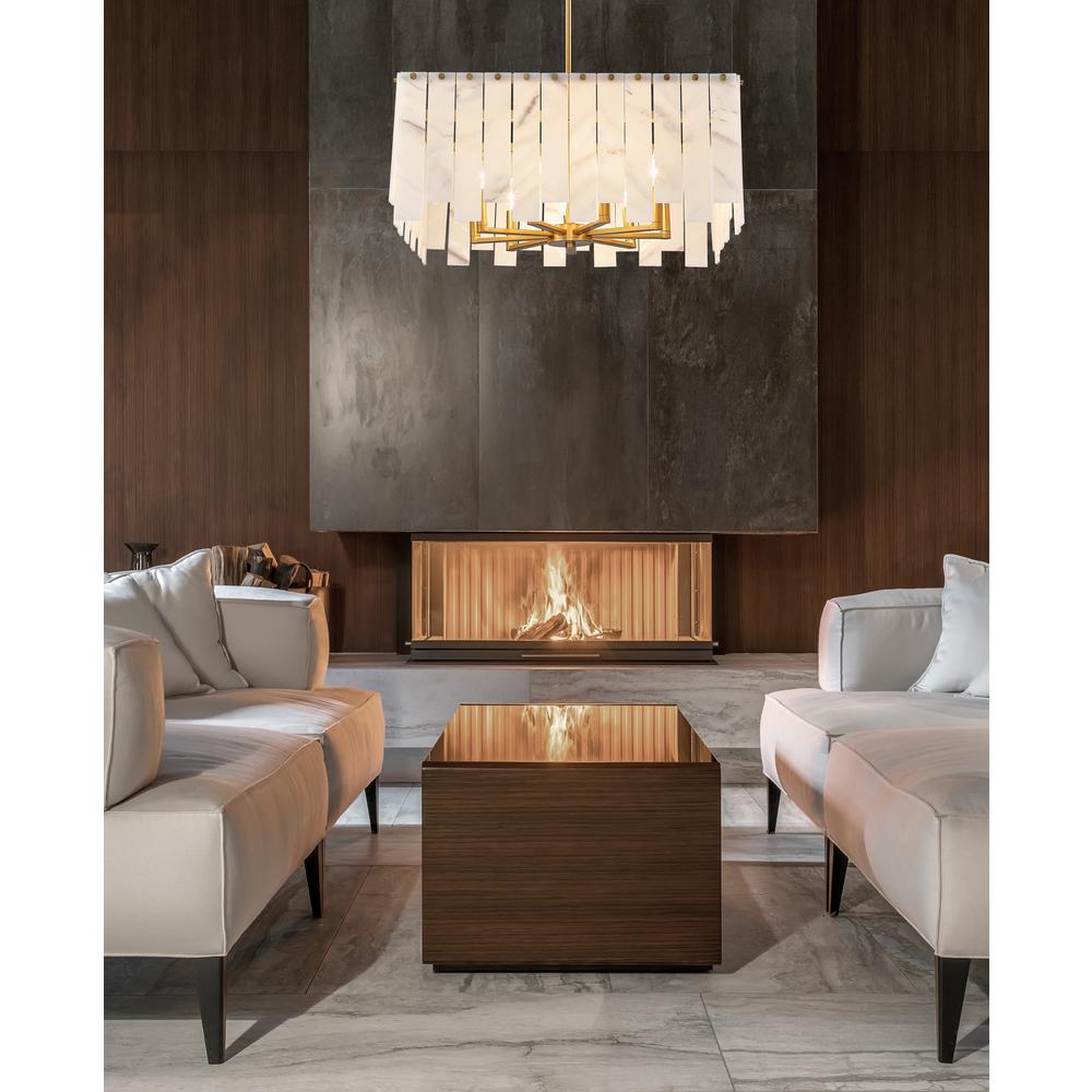 8 Light Chandelier. Picture 8