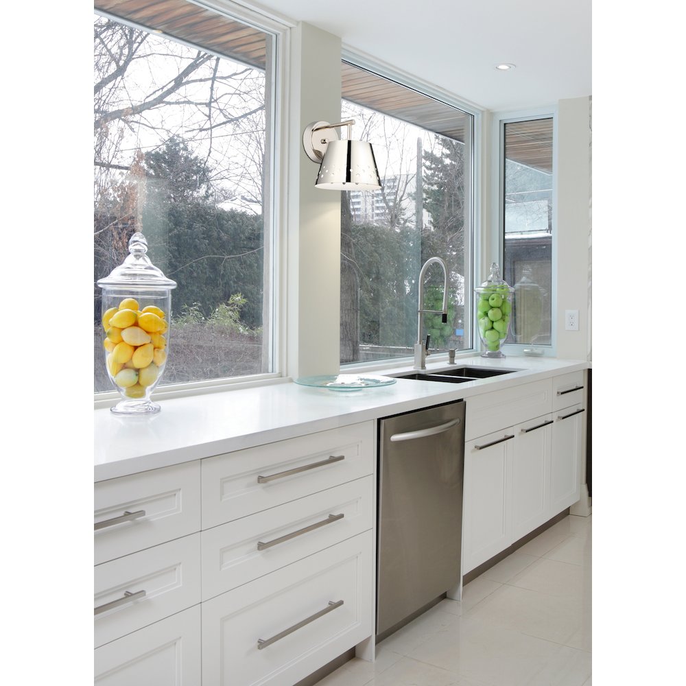 Z-Lite 1 Light Wall Sconce. Picture 7