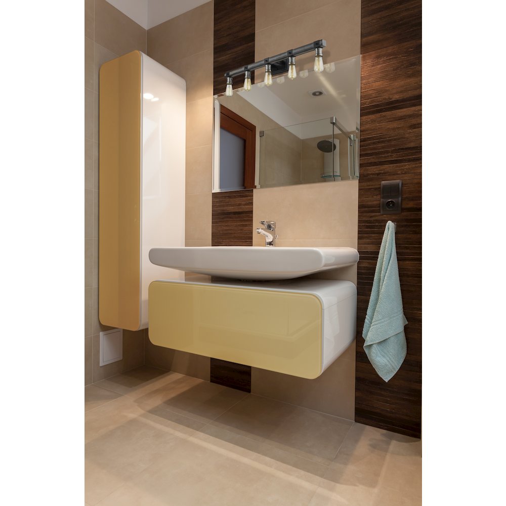 Z-Lite 5 Light Vanity. Picture 6