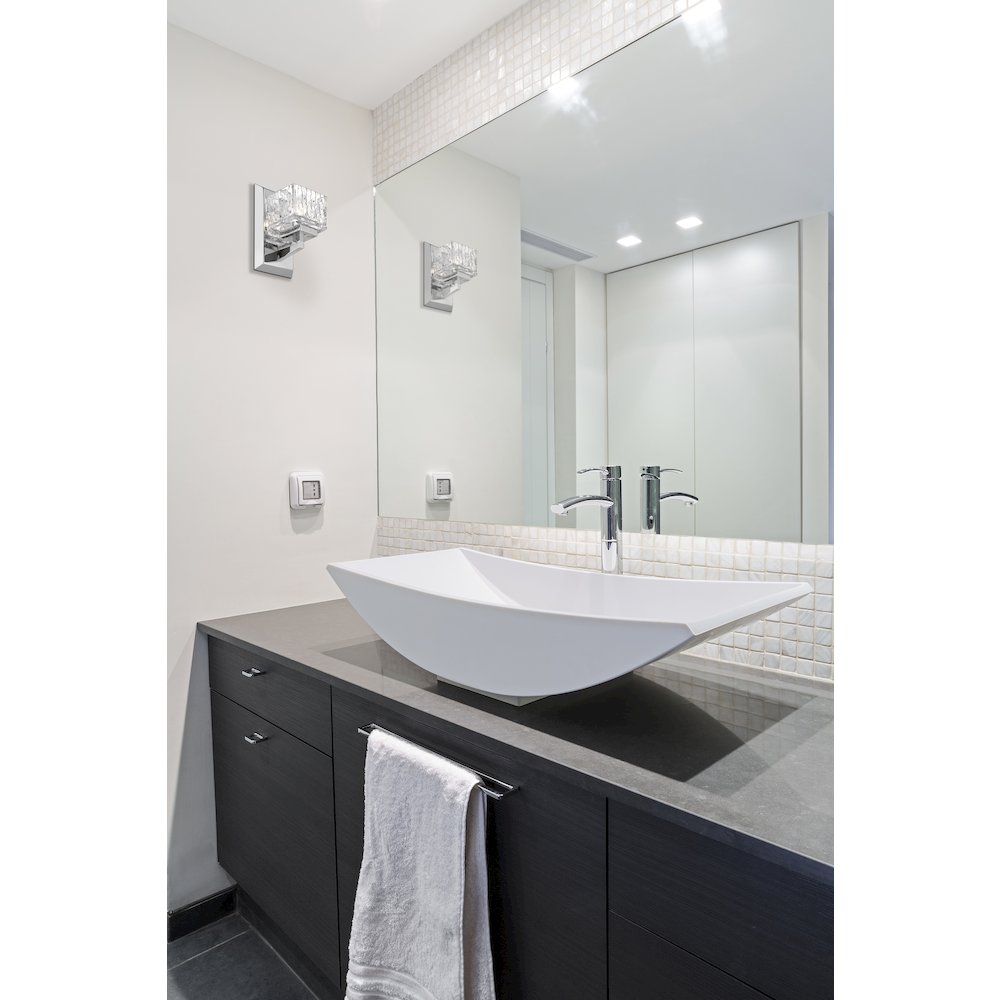 Z-Lite 1 Light Wall Sconce. Picture 6