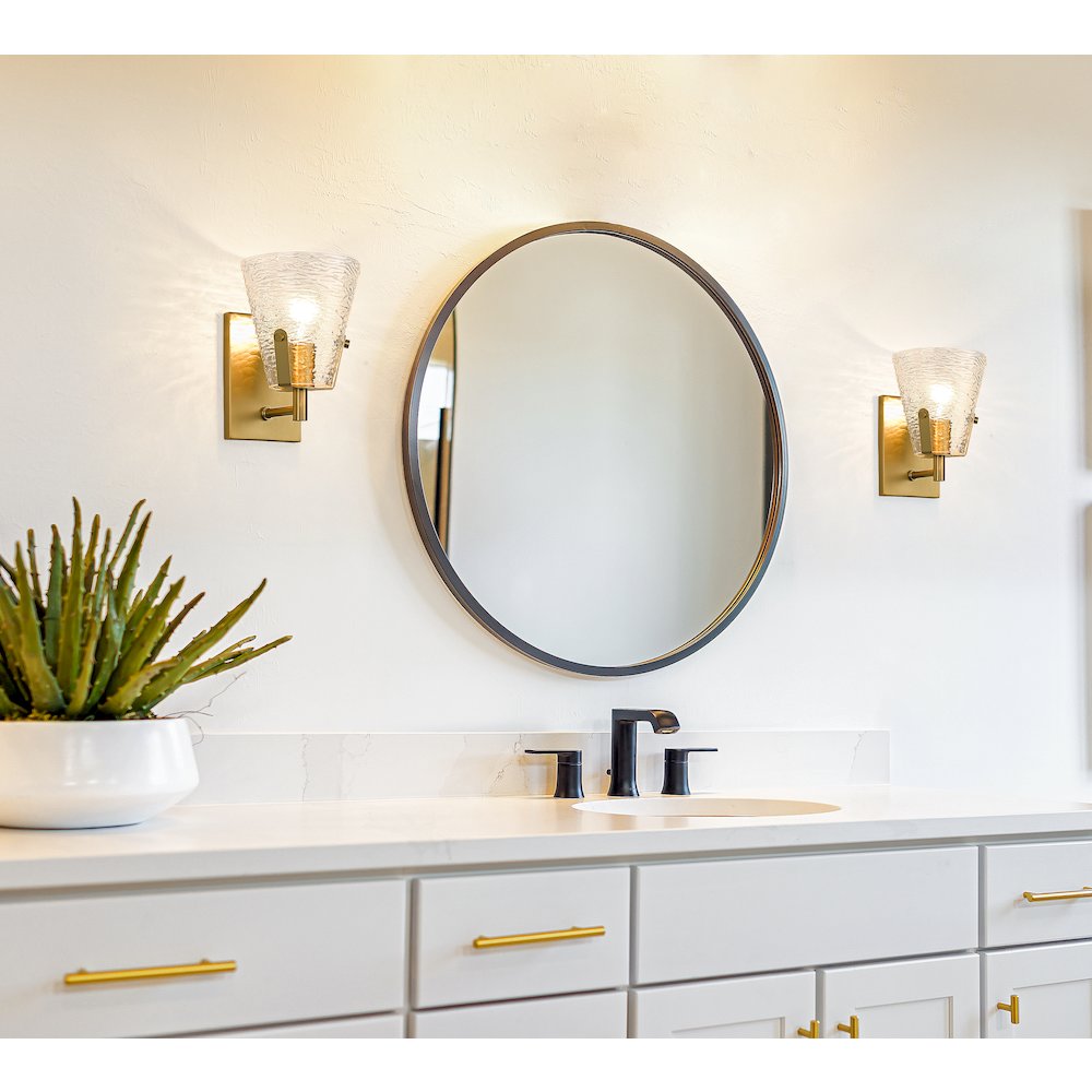 Z-Lite 1 Light Wall Sconce. Picture 7