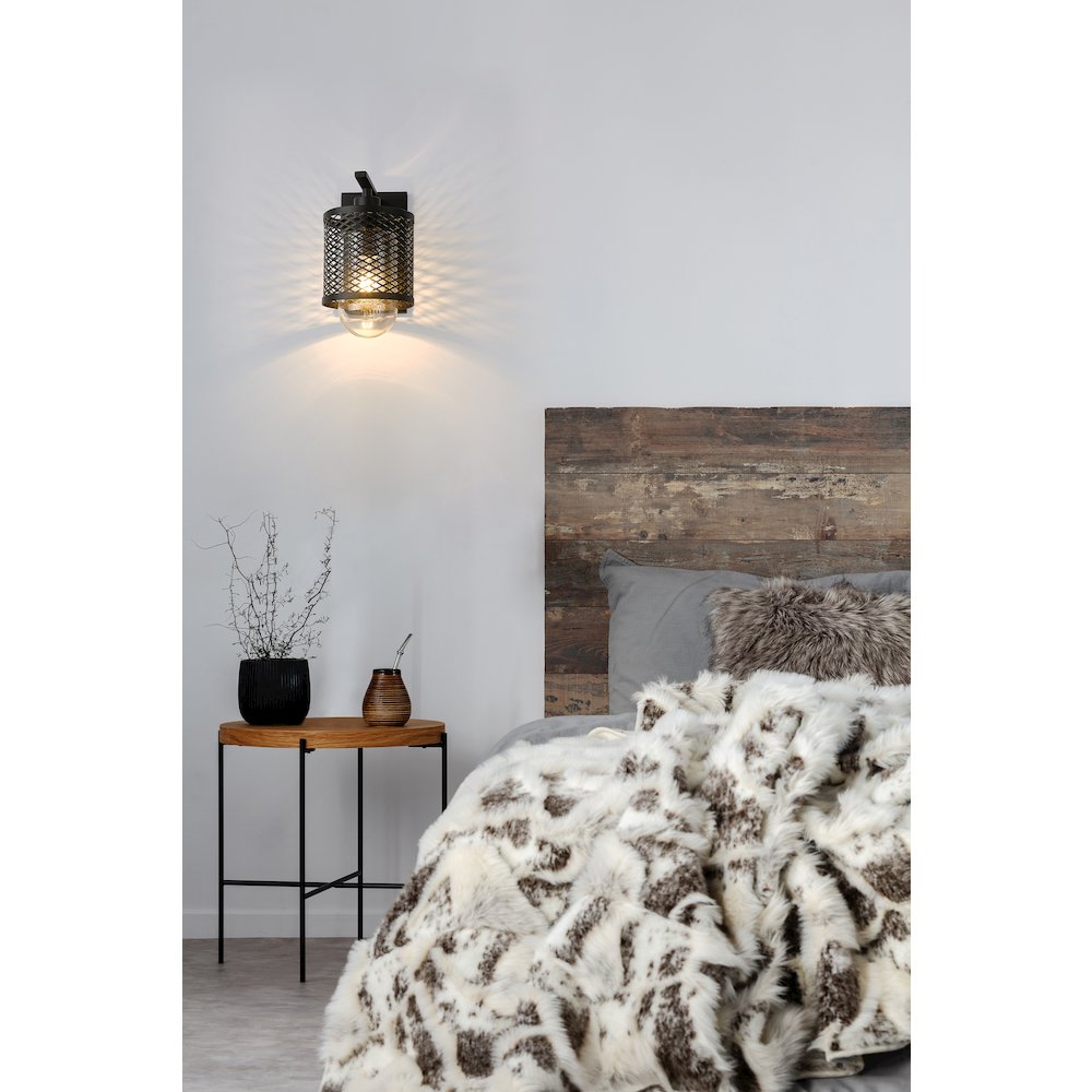Z-Lite 1 Light Wall Sconce. Picture 6