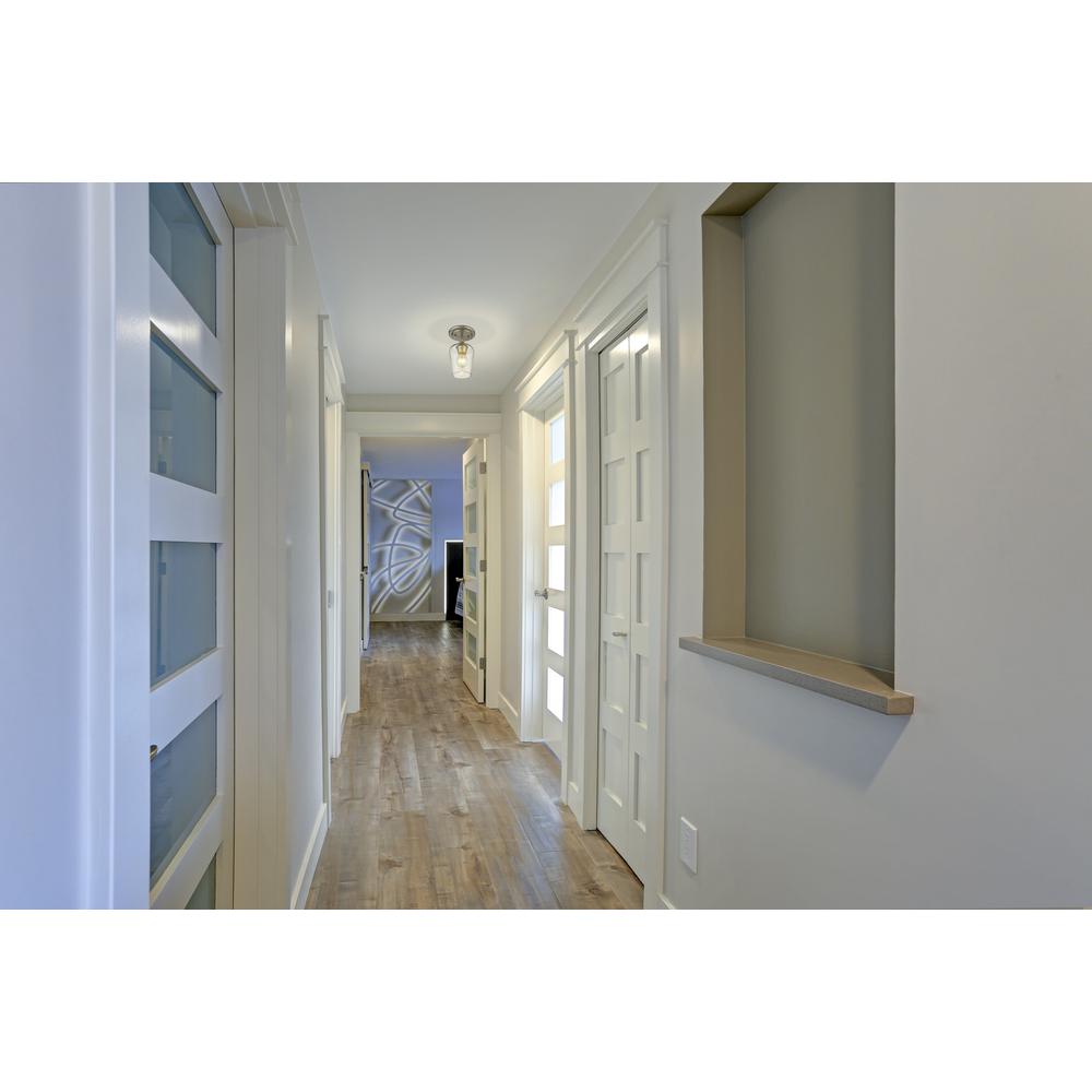1 Light Flush Mount. Picture 6