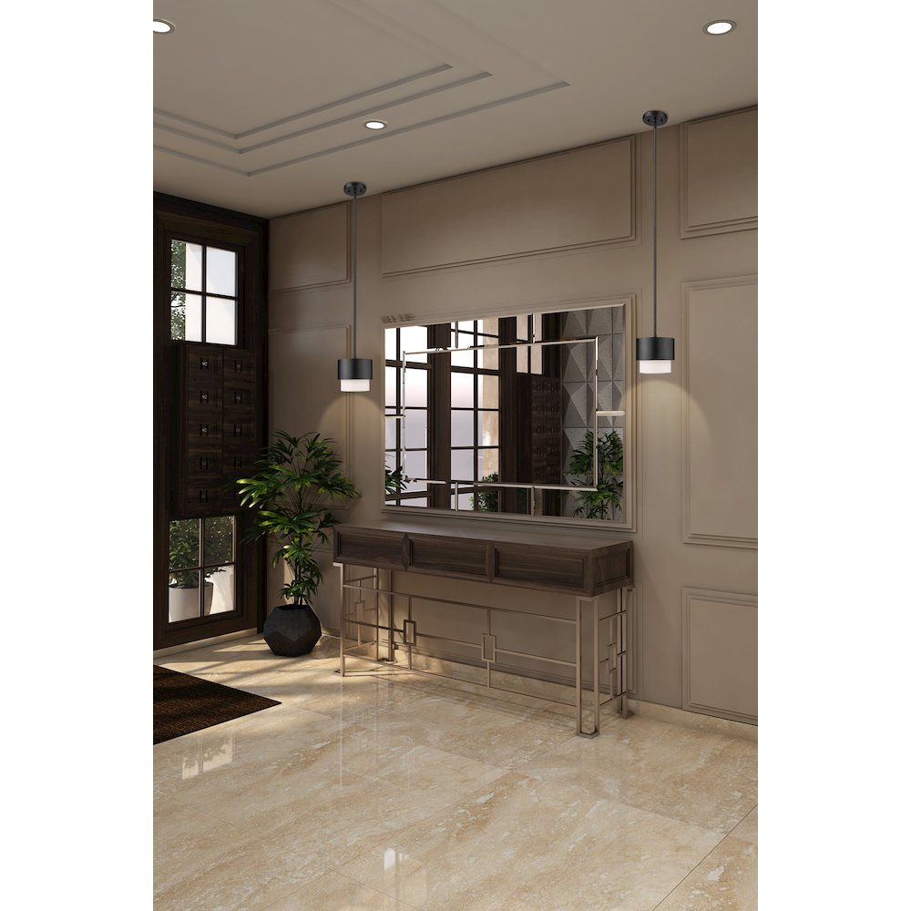 1 Light Pendant. Picture 7