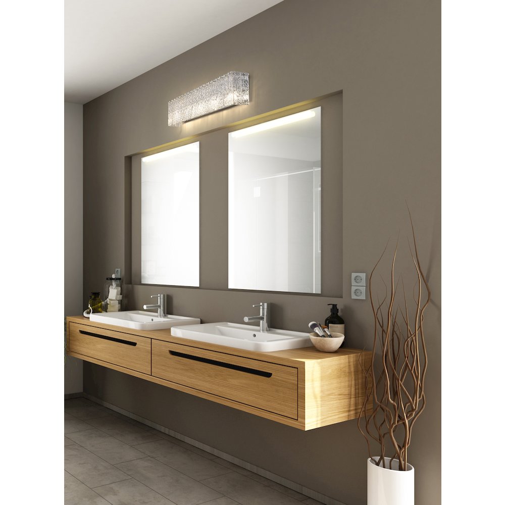 Z-Lite 5 Light Vanity. Picture 7