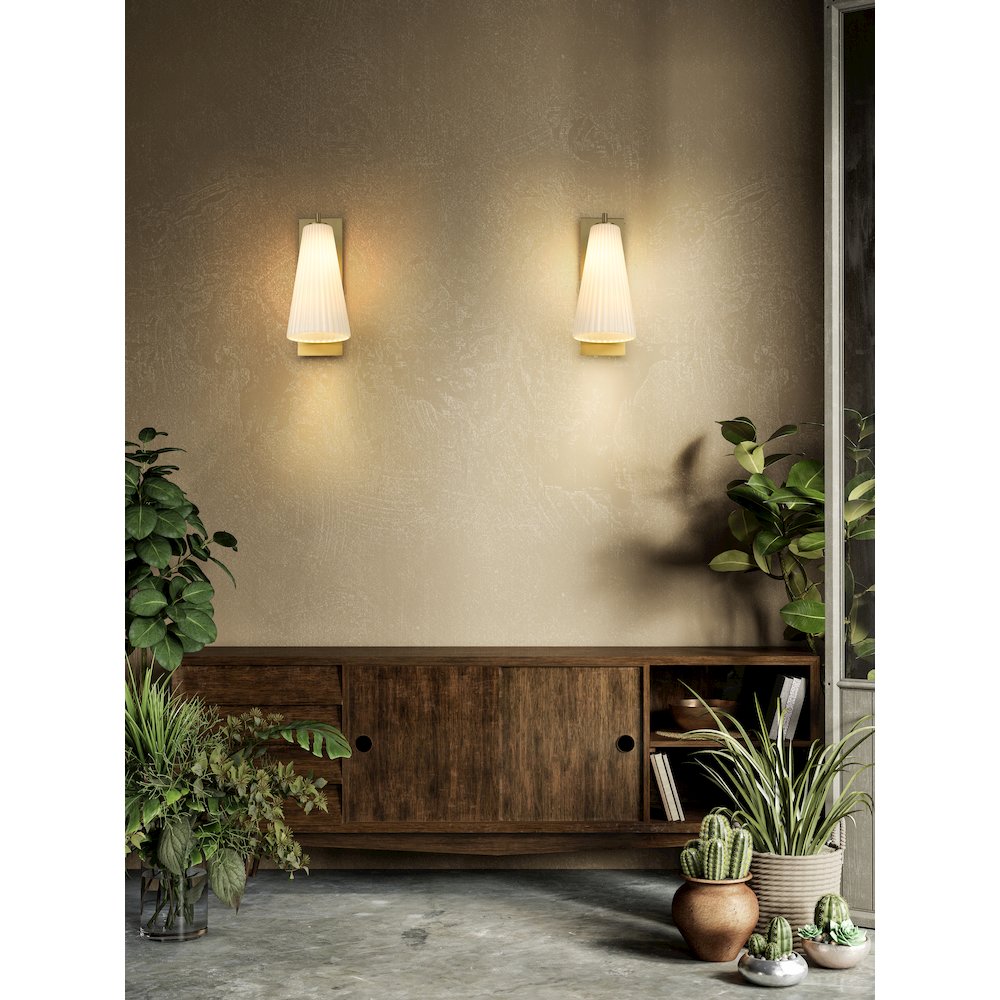 Z-Lite 1 Light Wall Sconce. Picture 6