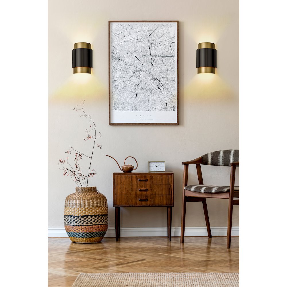 Z-Lite 2 Light Wall Sconce. Picture 6