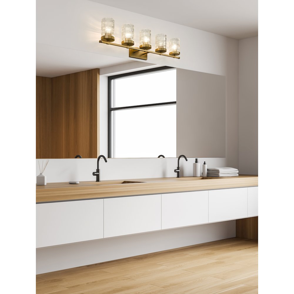 Z-Lite 5 Light Vanity. Picture 6