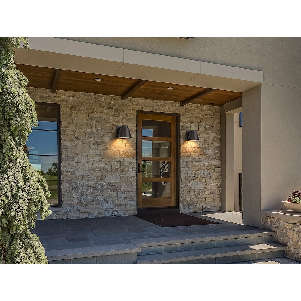 Z-Lite 1 Light Outdoor Wall Light. Picture 6