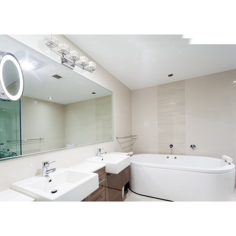 Z-Lite 5 Light Vanity. Picture 6