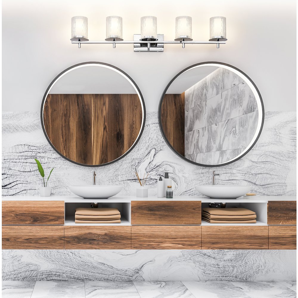Z-Lite 5 Light Vanity. Picture 7