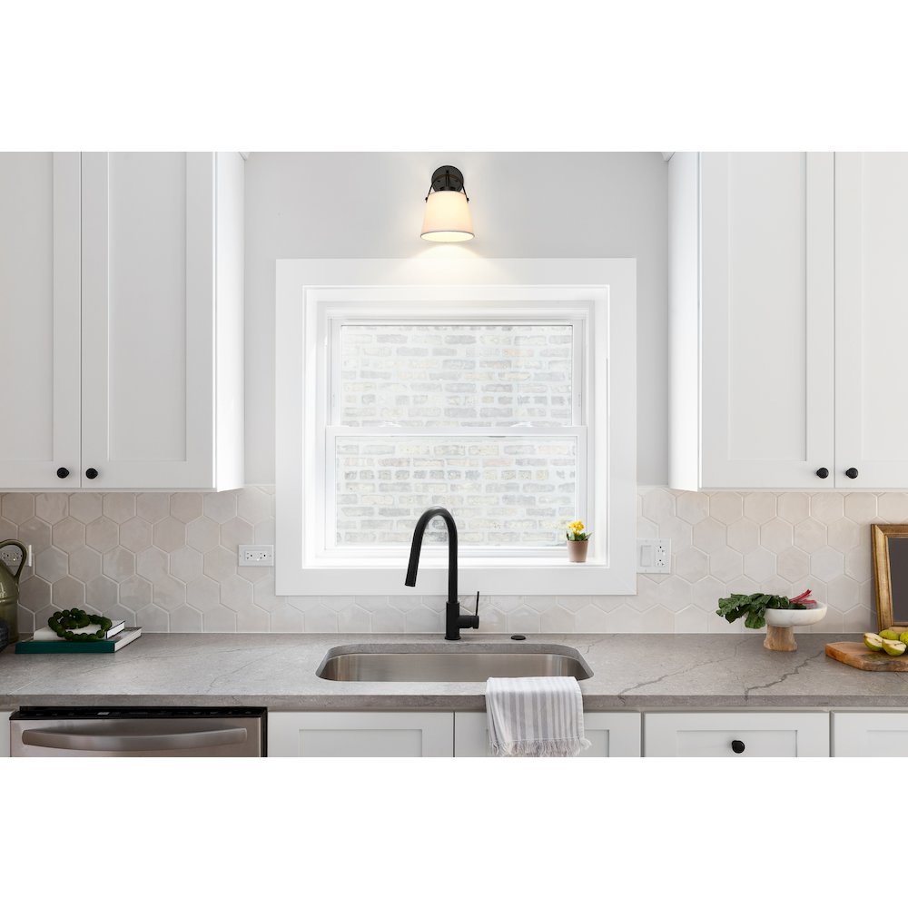Z-Lite 1 Light Wall Sconce. Picture 6