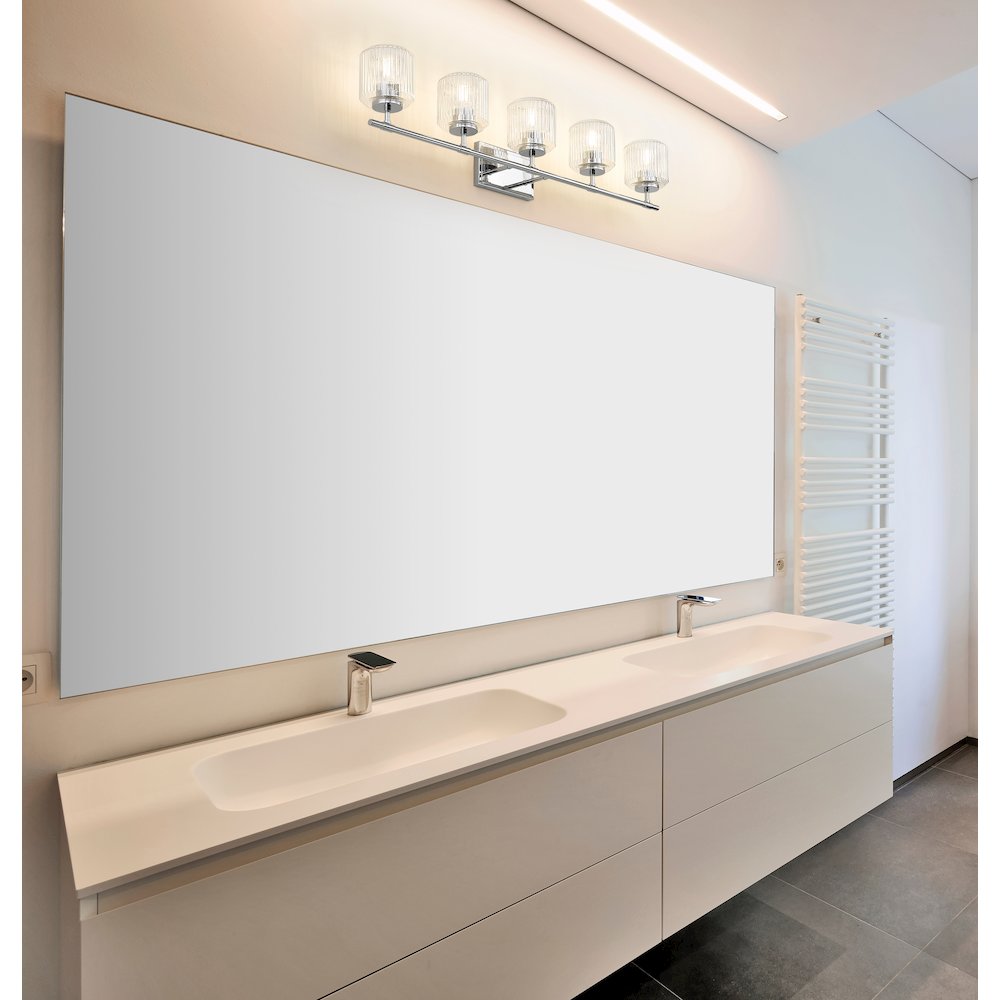 Z-Lite 5 Light Vanity. Picture 6