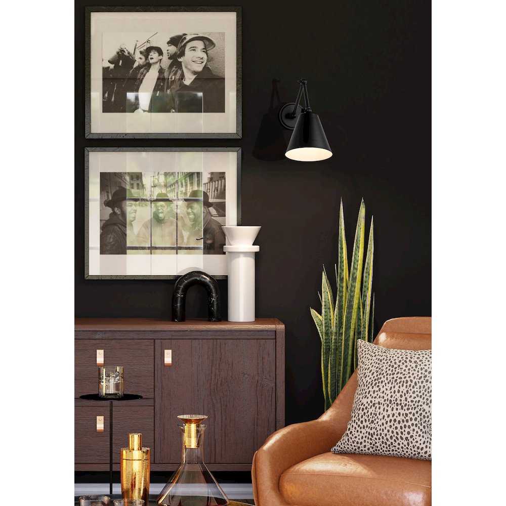 Z-Lite 1 Light Wall Sconce. Picture 7