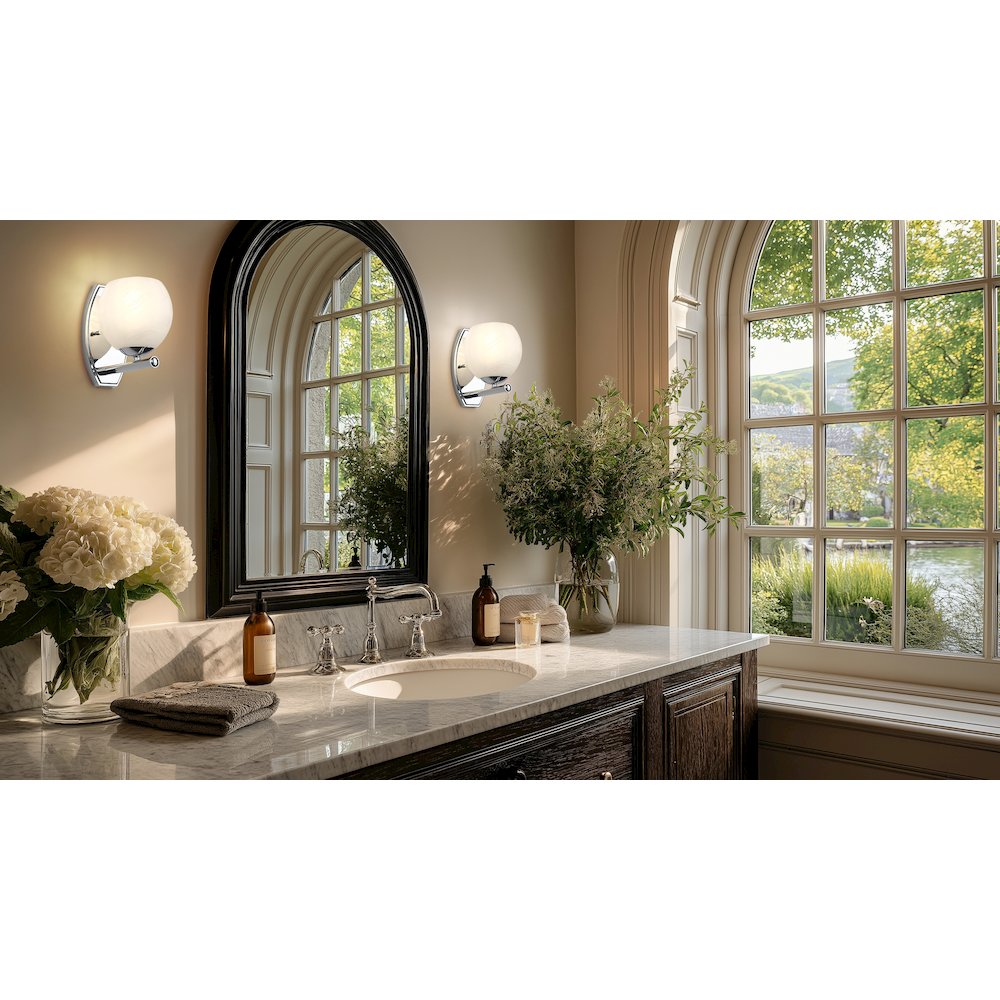 Z-Lite 1 Light Wall Sconce, Chrome. Picture 6