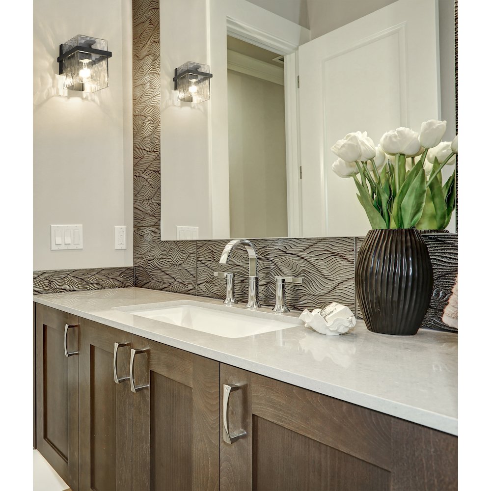 Z-Lite 1 Light Wall Sconce. Picture 7