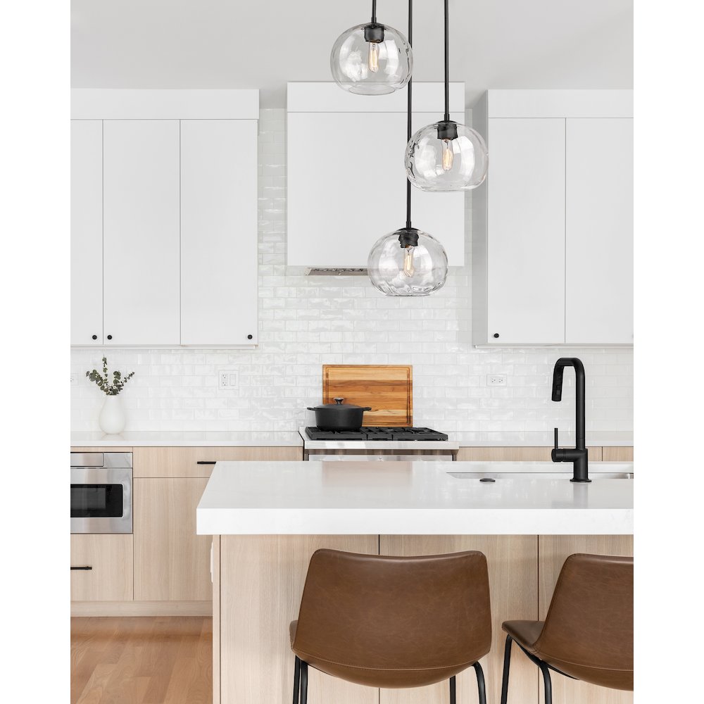 Z-Lite 3 Light Chandelier. Picture 7