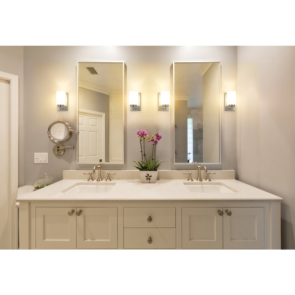 Z-Lite 1 Light Wall Sconce. Picture 7