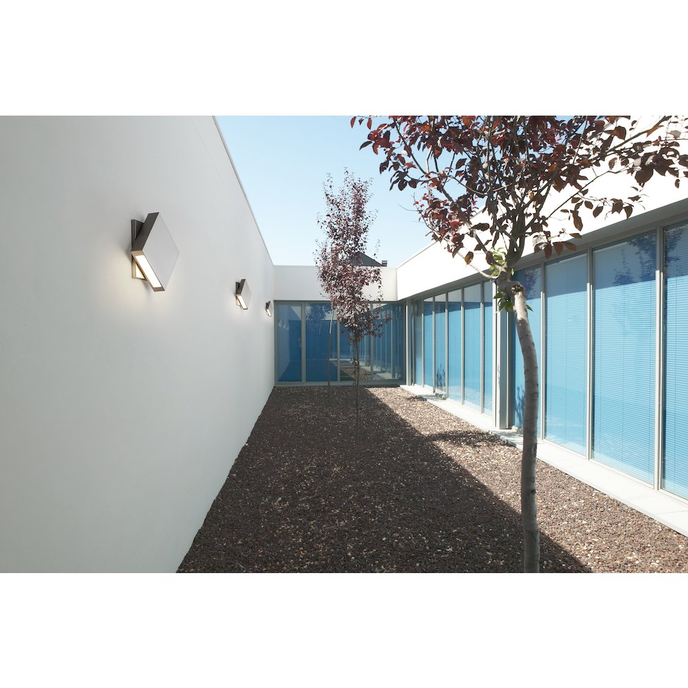 Z-Lite 2 Light Outdoor Wall Light. Picture 6