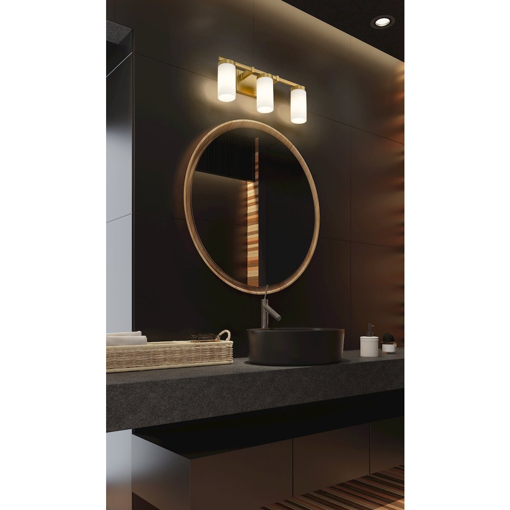 Z-Lite 3 Light Vanity. Picture 6