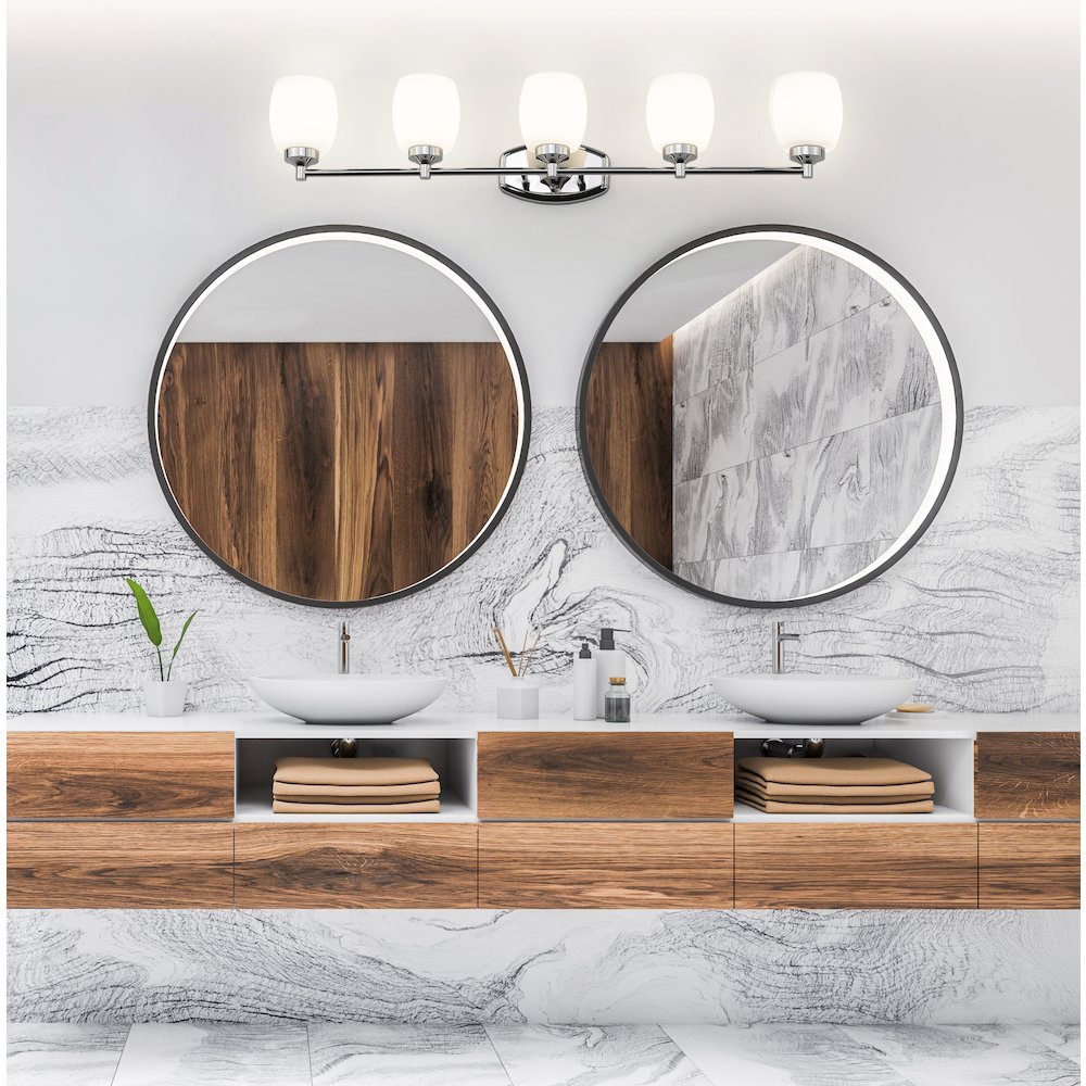 Z-Lite 5 Light Vanity. Picture 7
