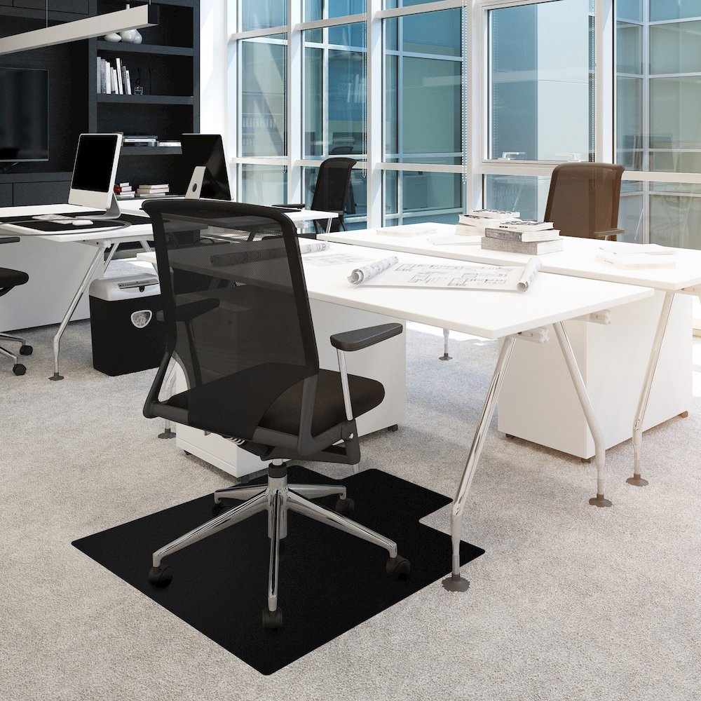 Black Vinyl Lipped Chair Mat for Carpets - 45" x 53". Picture 2