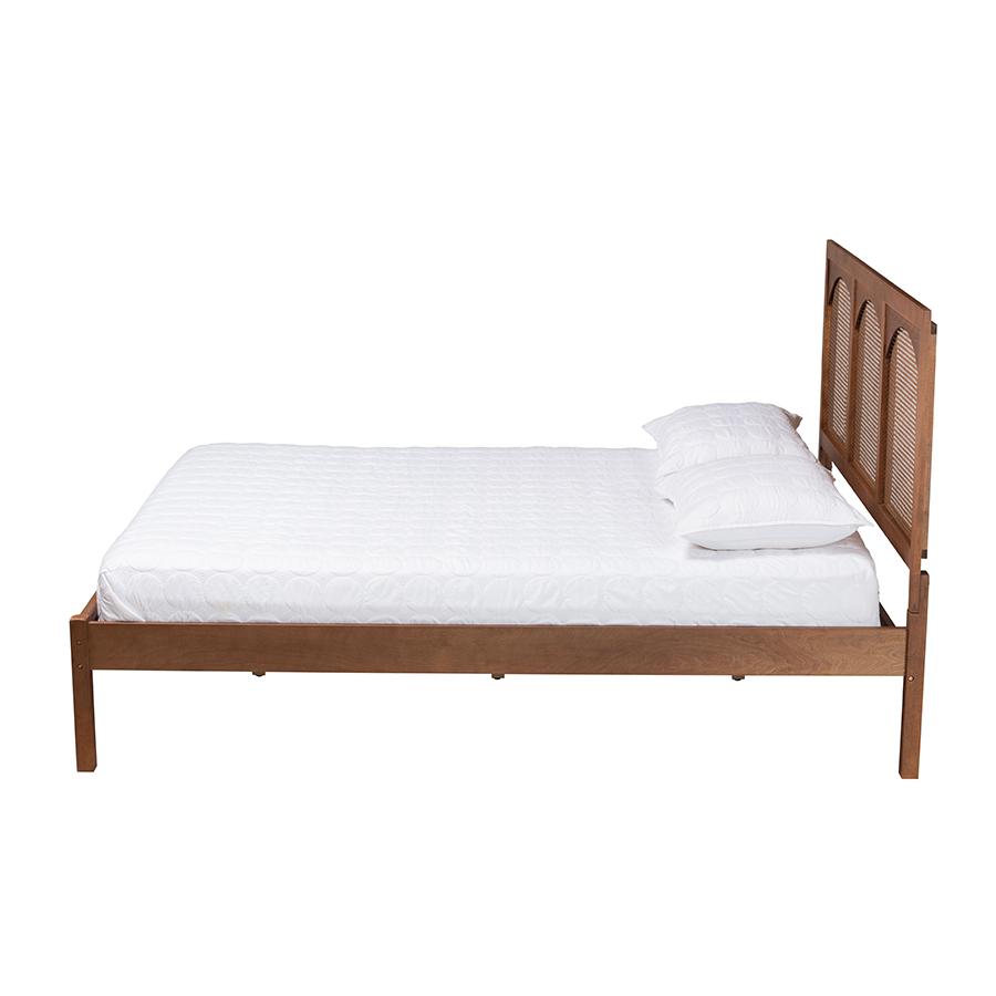 Rattan Queen Size Platform Bed. Picture 2