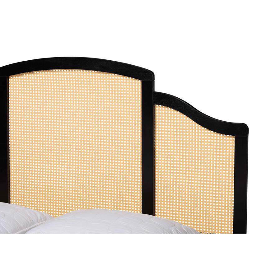 Traditional Black Finished Wood Queen Size Platform Bed with Woven Rattan. Picture 4