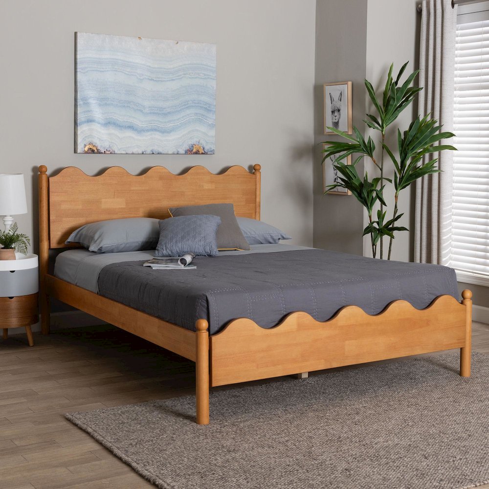 Malaya Modern Oak Brown Wood Queen Platform Bed with Scalloped Edges. Picture 7