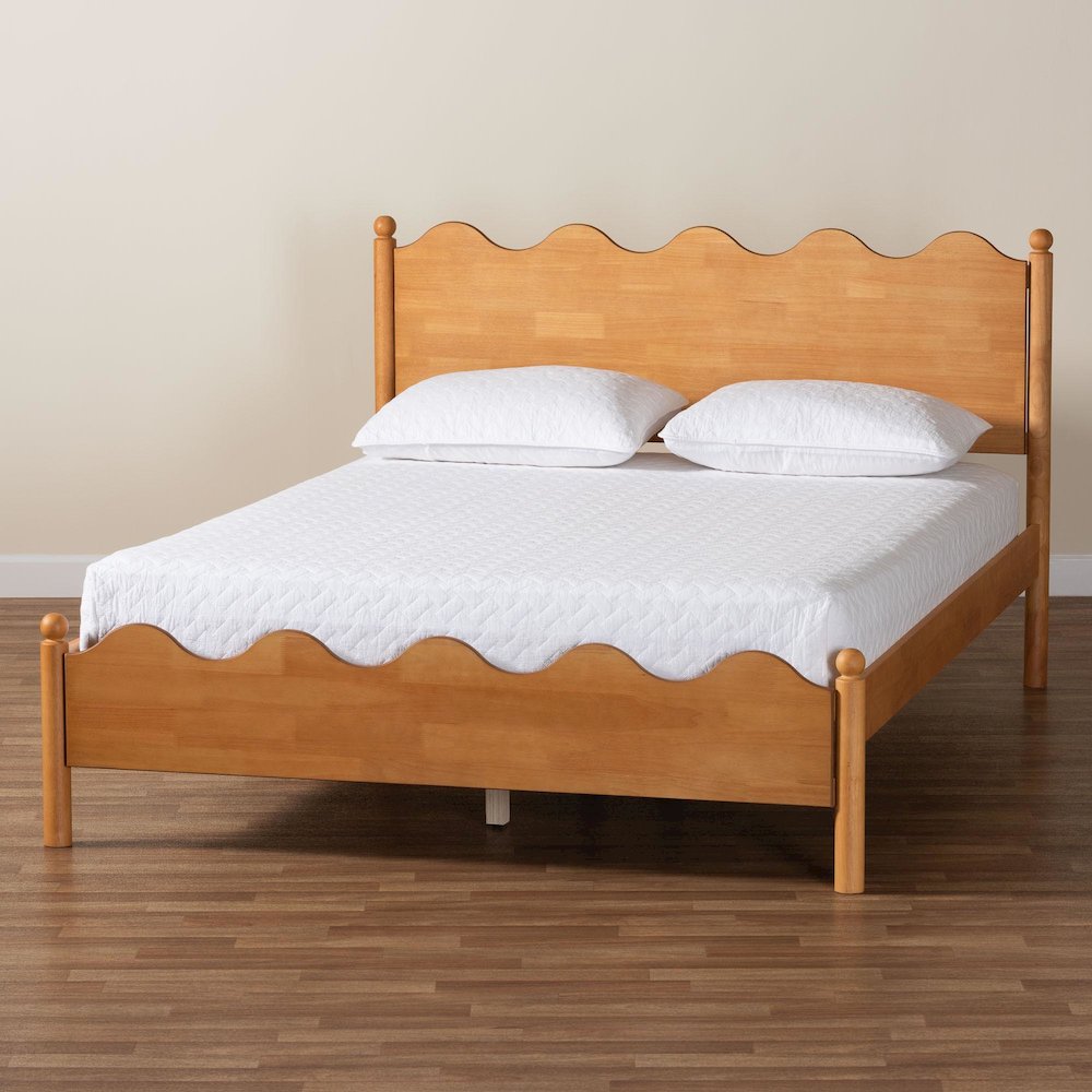Malaya Modern Oak Brown Wood Queen Platform Bed with Scalloped Edges. Picture 8