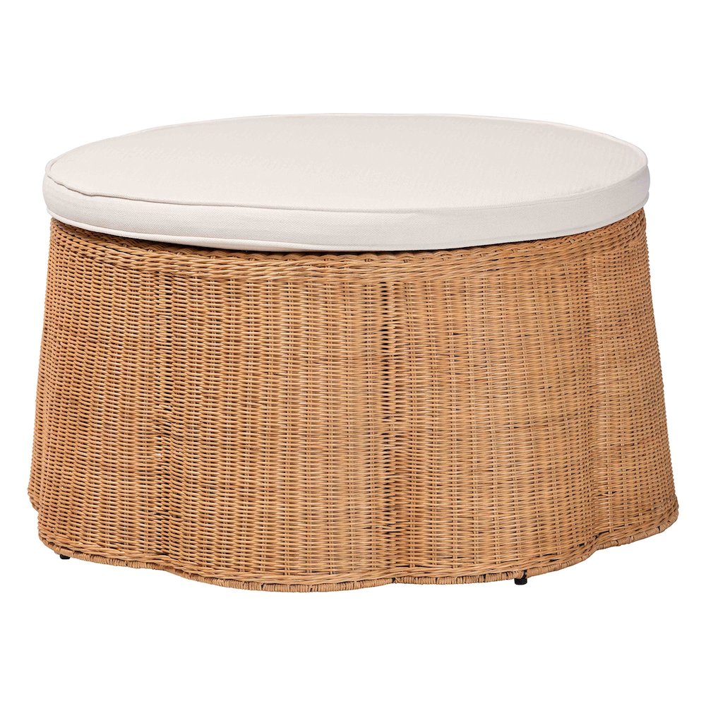 Palm Scallop Natural Rattan Ottoman. Picture 1