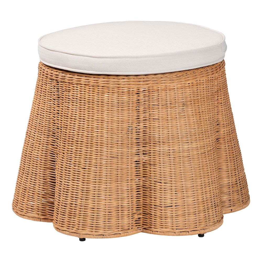 Palm Scallop Natural Rattan Ottoman. Picture 1