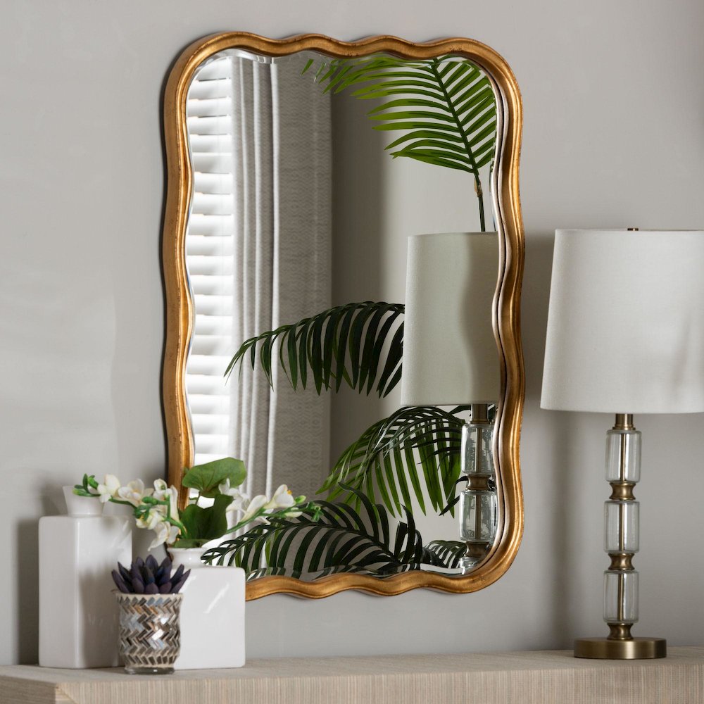 Fredrika Antique Goldleaf Scalloped Wood Accent Wall Mirror. Picture 4