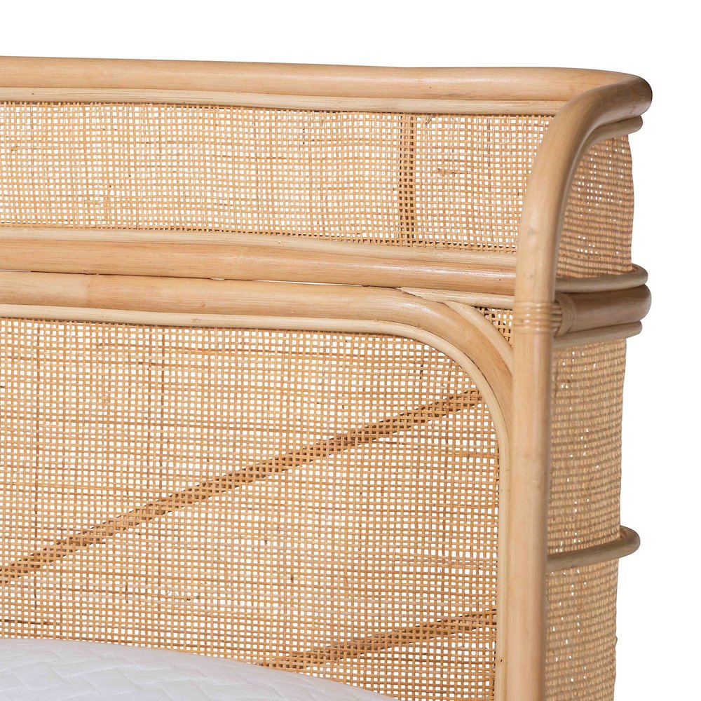 Rattan Bed Frame - Handwoven Wicker Headboard and Footboard, Queen. Picture 6
