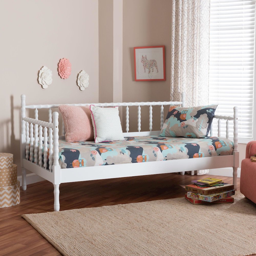 Daybed - Spindle Platform Bed Frame with Bamboo-Style Turned Posts, Twin, White. Picture 6