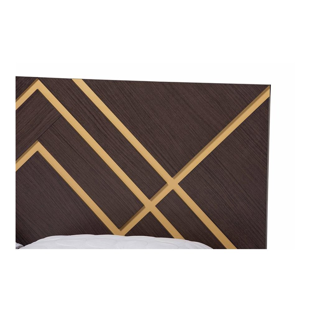 Glam and Luxe Two-Tone Dark Brown and Gold Finished Wood Queen Size Platform Bed. Picture 4