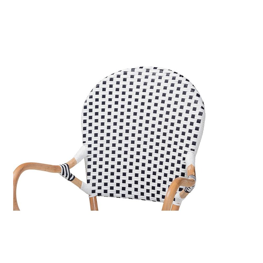Outdoor Bistro Chair Set. Picture 4