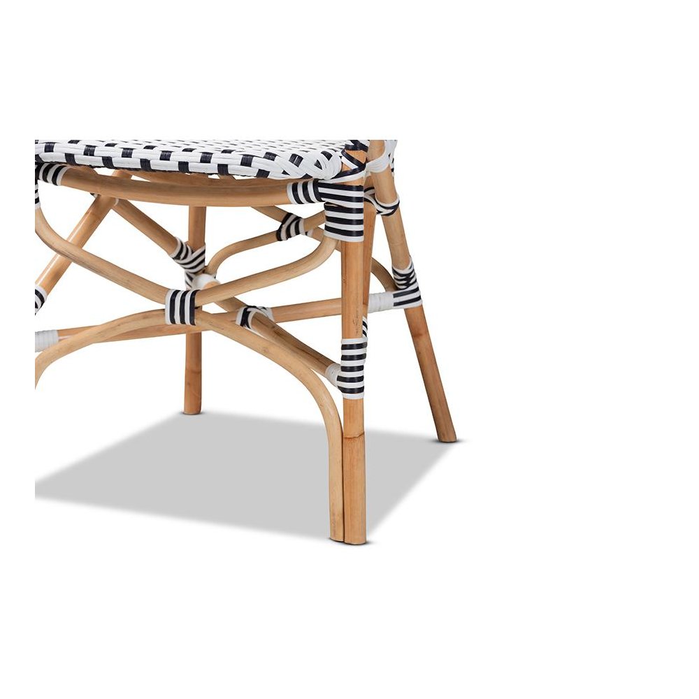 Outdoor Bistro Chair Set. Picture 5