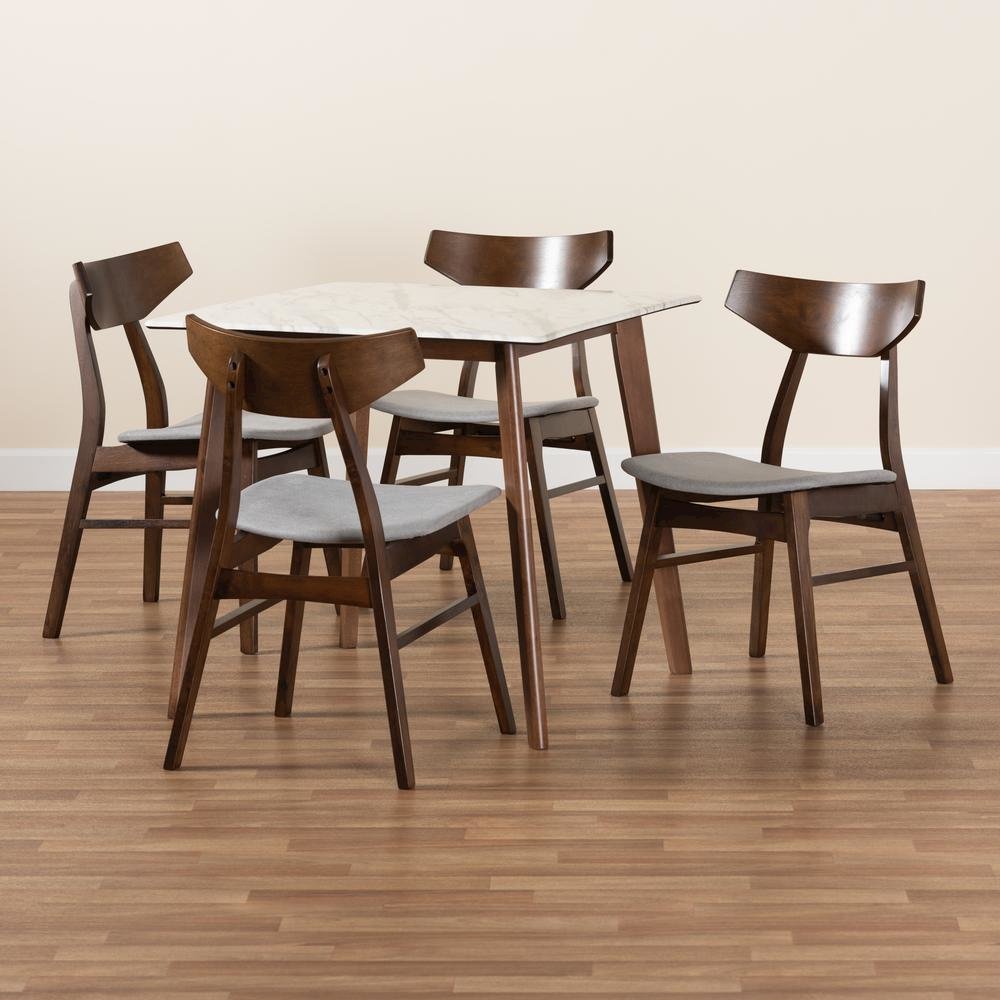 Marble Table. Picture 17