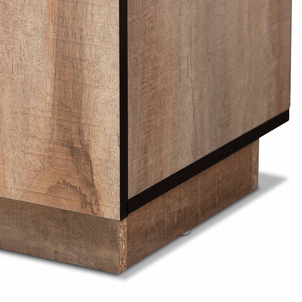Natural Oak Finished Wood 3-Door Dining Room Sideboard Buffet. Picture 15
