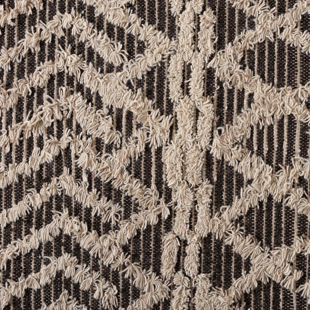 Heino Modern and Contemporary Ivory and Charcoal Handwoven Wool Area Rug. Picture 6