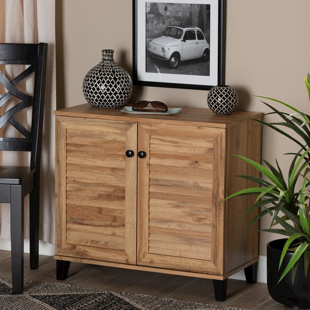 Oak Brown Finished Wood 2-Door Shoe Storage Cabinet. Picture 20