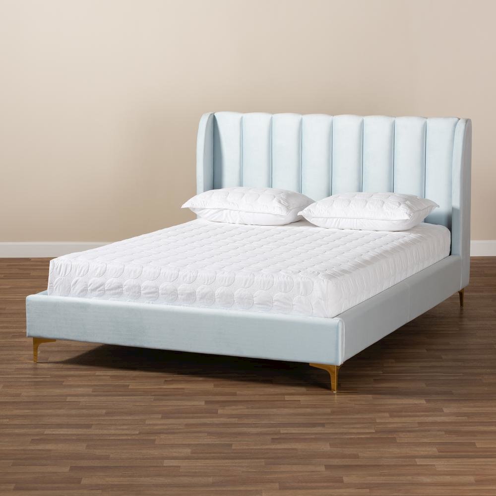 Queen Size Platform Bed with Gold-Tone Legs. Picture 15